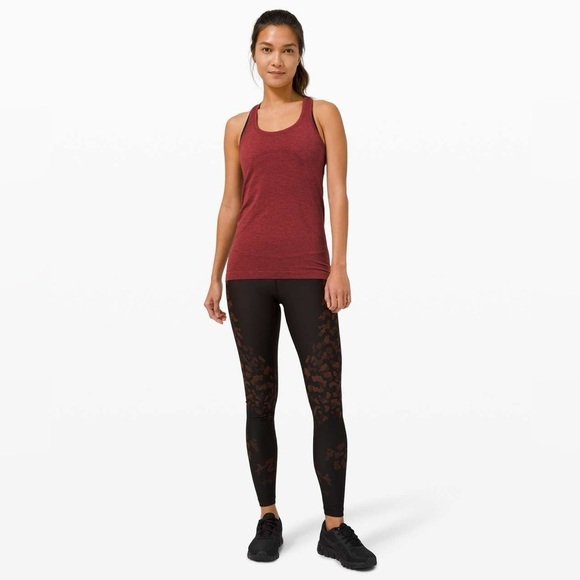 LULULEMON Swiftly Tech Racerback 2.0 in Cassis Chianti Sz. 6 - Picture 4 of 10